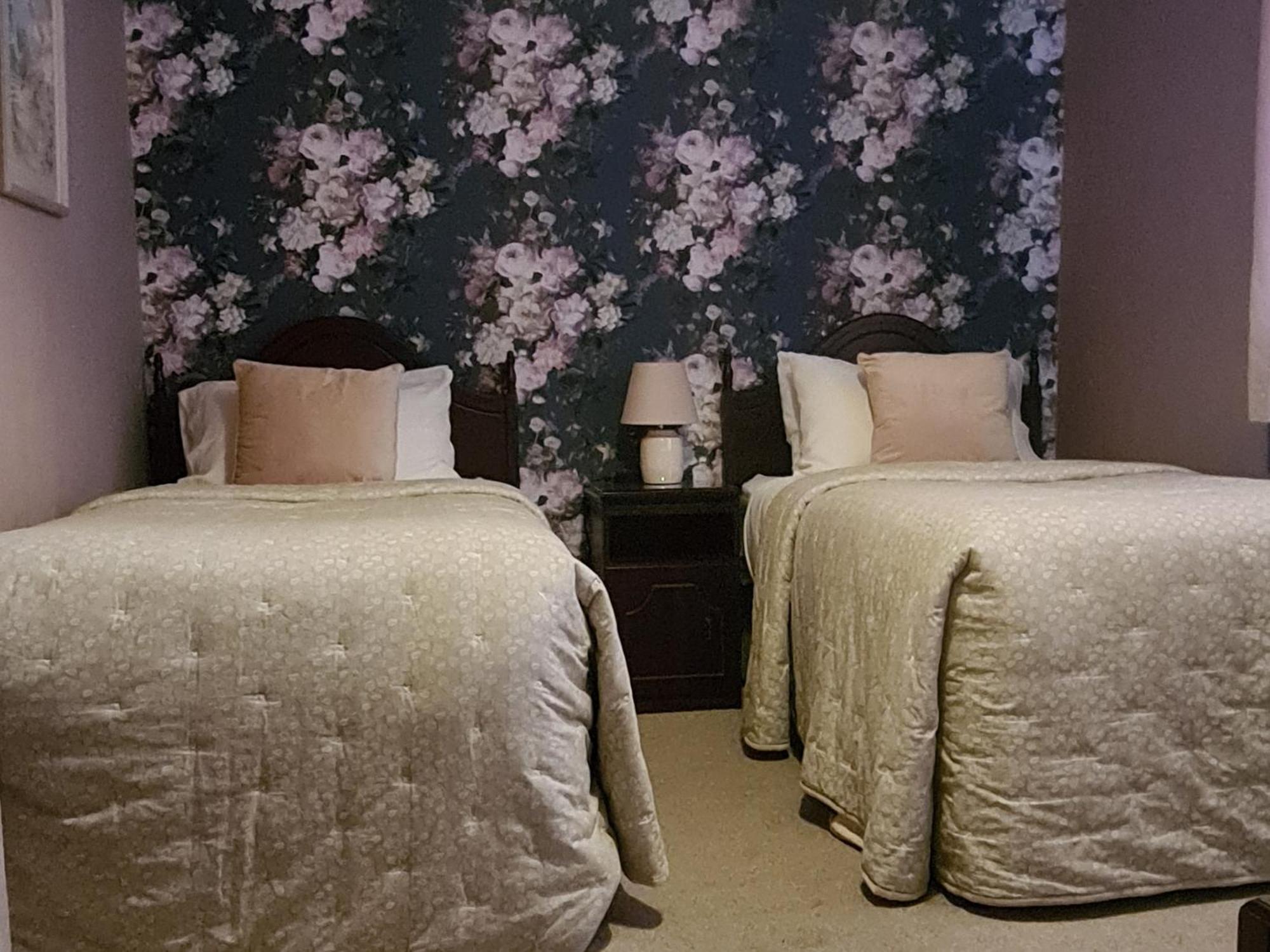 Grey Gables Farmhouse B&B Innishannon エクステリア 写真