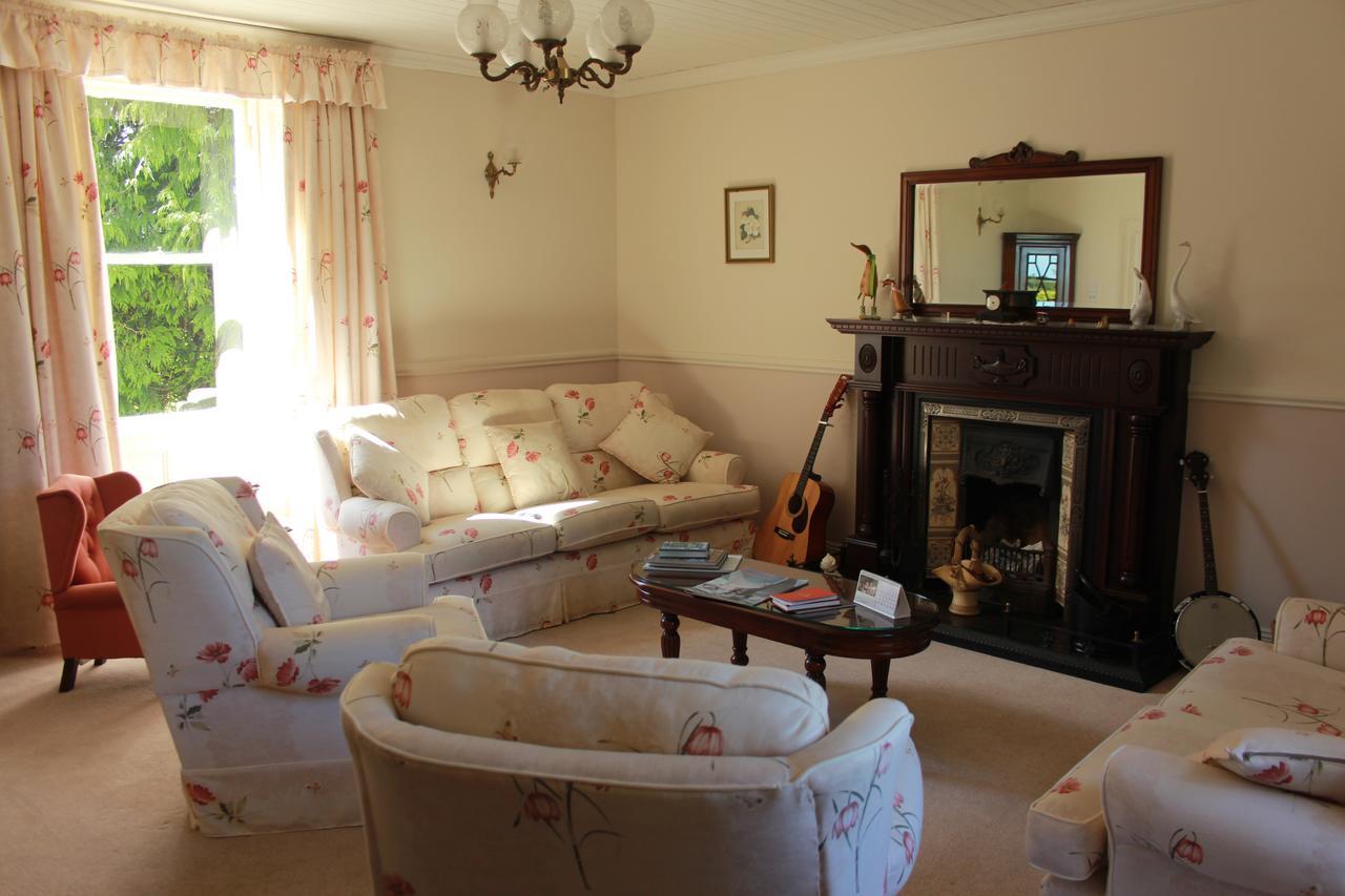 Grey Gables Farmhouse B&B Innishannon エクステリア 写真